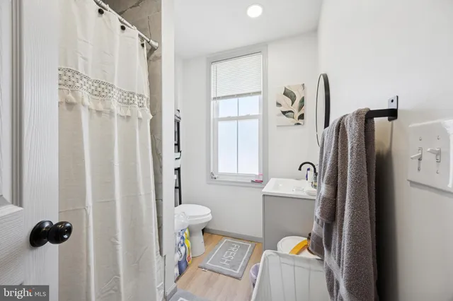 $580,000 | 9 West Hinckley Avenue, Ridley Park, PA 19078