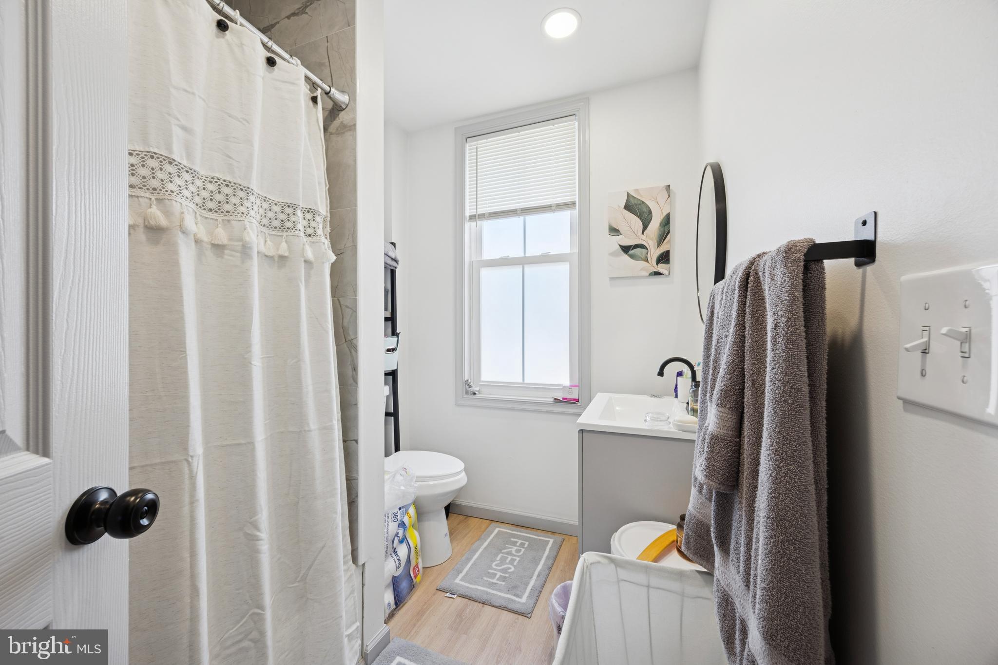 9 West Hinckley Avenue Ridley Park, PA 19078 - Photo 20 of 20 Bathroom-3 BR unit