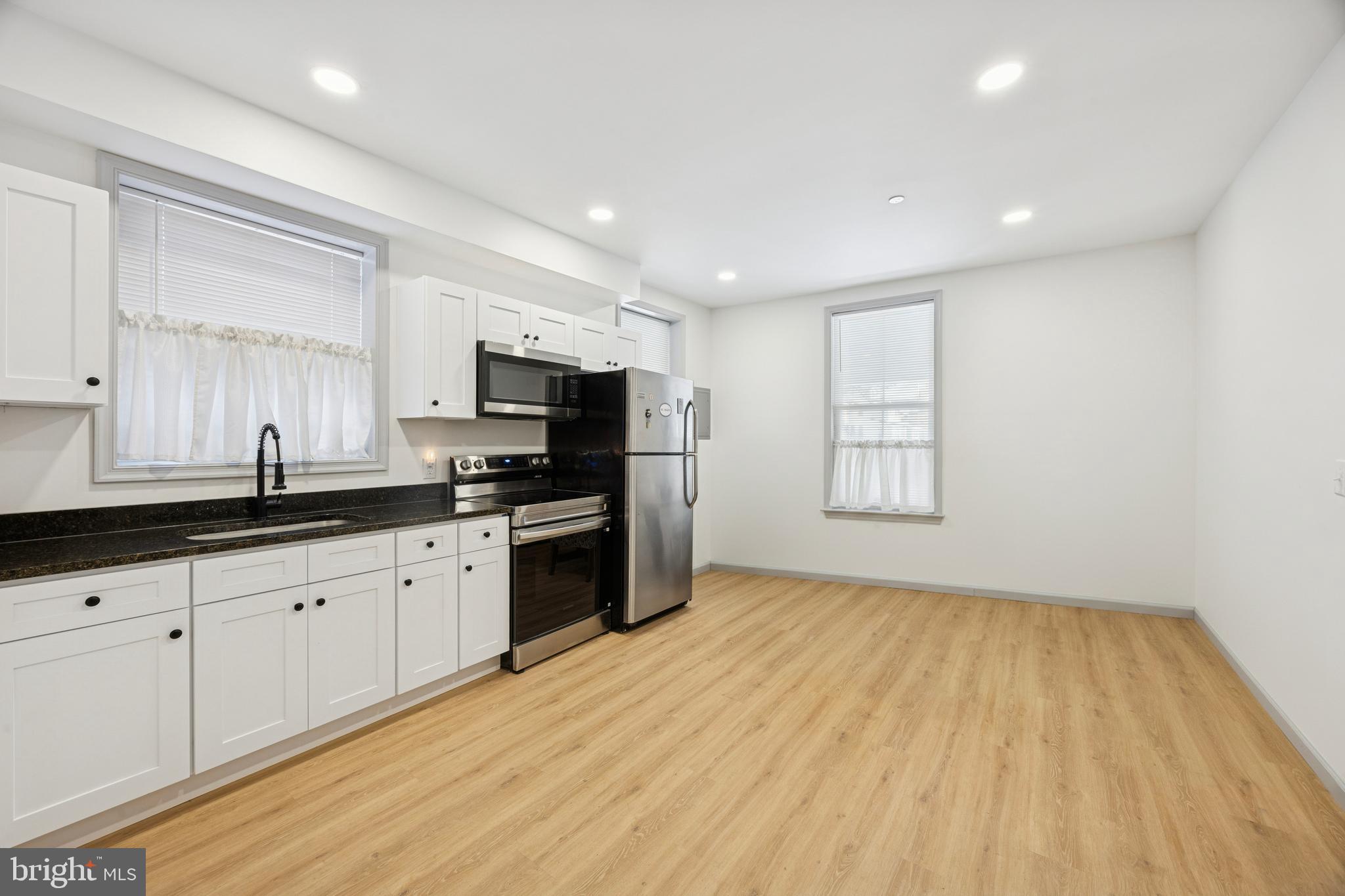 9 West Hinckley Avenue Ridley Park, PA 19078 - Photo 10 of 20 Kitchen-2 BR unit