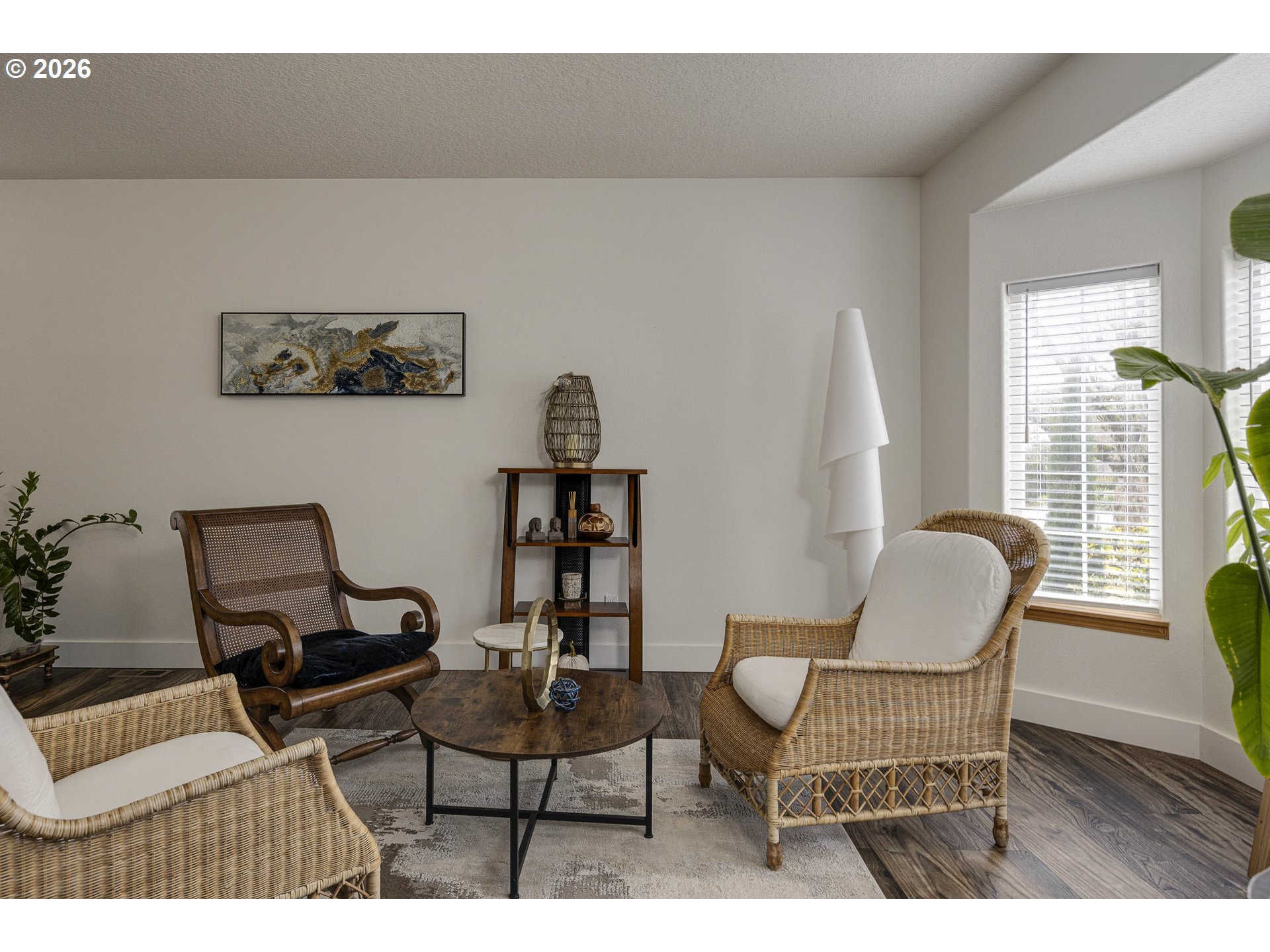 165 Northwest Peach Street Dundee, OR 97115 - Photo 4 of 35 a living room with furniture and a window