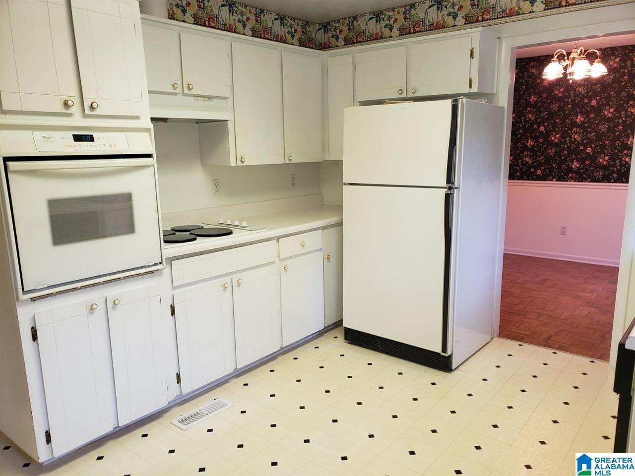 205 Oak Road Anniston, AL 36206 - Photo 3 of 50