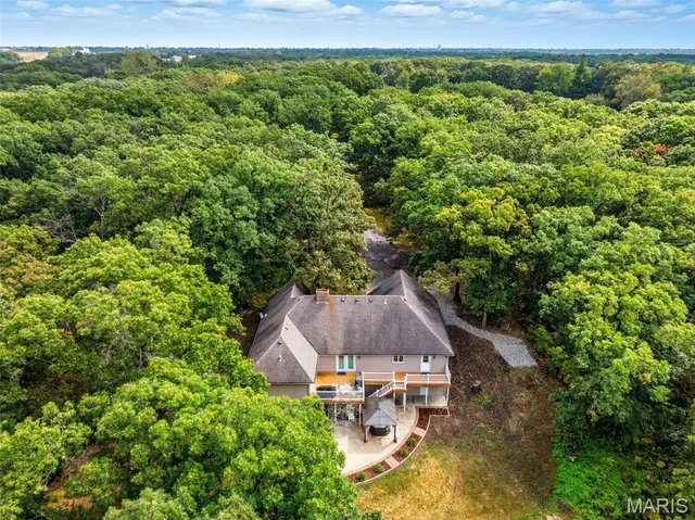 $405,000 | 19074 Whispering Woods, Kirksville, MO 63501