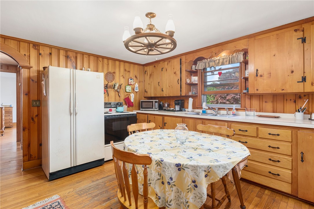 6 Indian Road Little Compton, RI 02837 - Photo 11 of 39