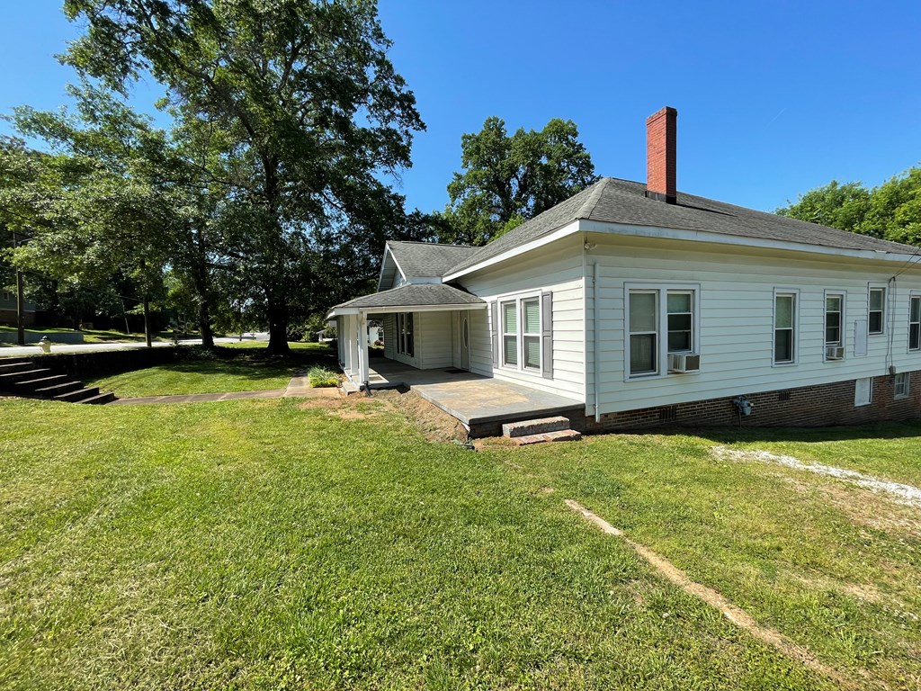 39 Smith Extension Ware Shoals, SC 29692 - Photo 14 of 47 Gallery Image 14