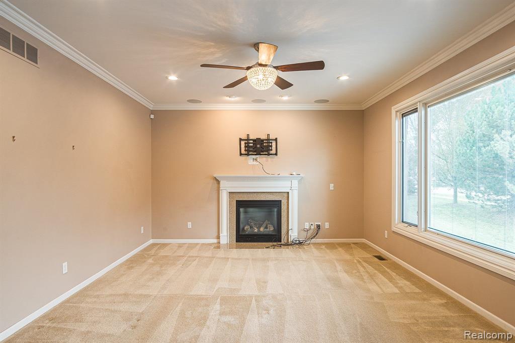 3607 Hogan Circle Rochester, MI 48307 - Photo 13 of 37