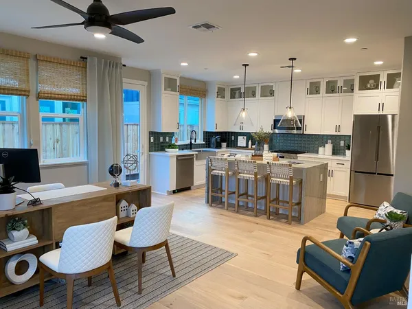 $899,000 | 484 Sanchez Court, Sonoma, CA 95476