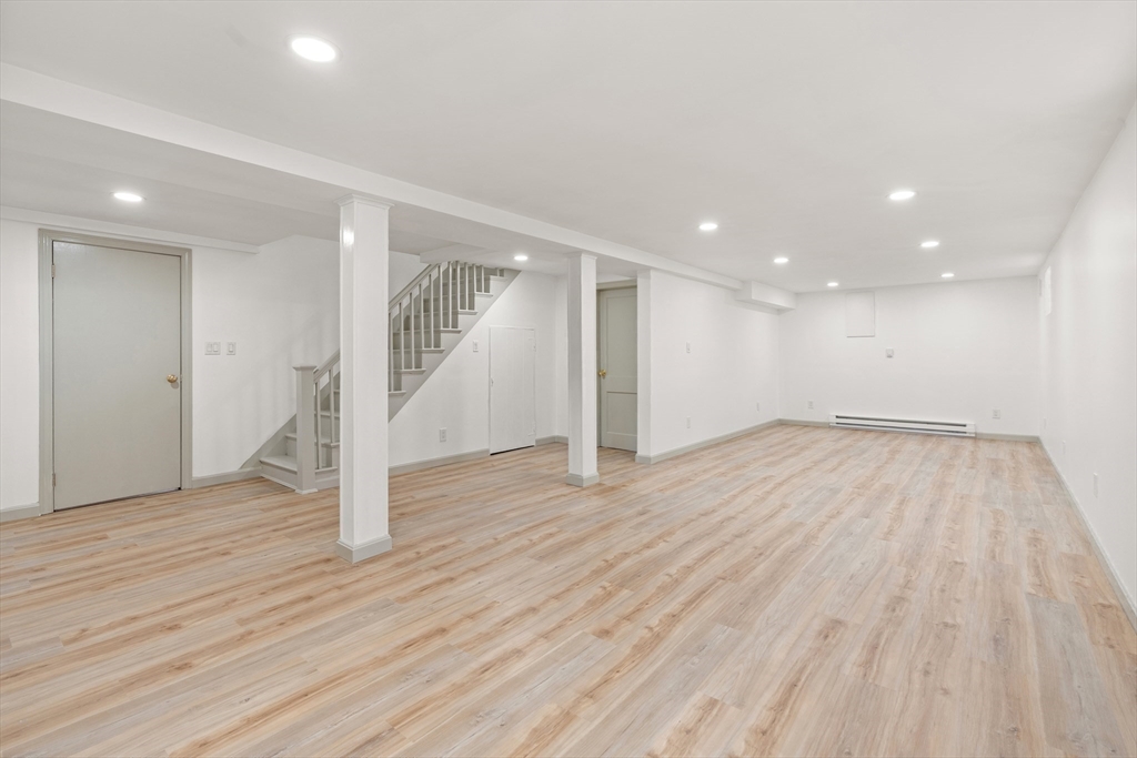 316 Russett Road Chestnut Hill, MA 02467 - Photo 33 of 38
