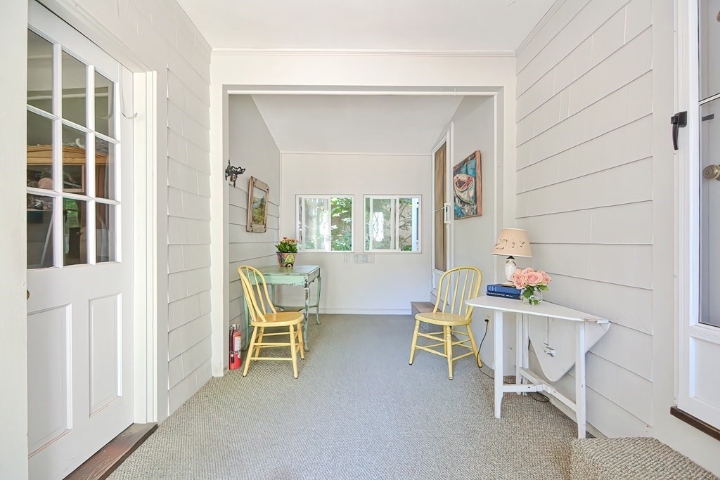 6 Killeen Road Walpole, MA 02032 - Photo 3 of 34 Gallery Image 3