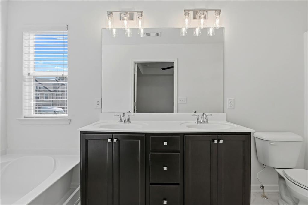 2705 Avanti Way Decatur, GA 30035 - Photo 17 of 25 Gallery Image 17