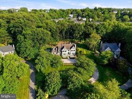 $2,250,000 | 640 Narcisi Lane, Wayne, PA 19087
