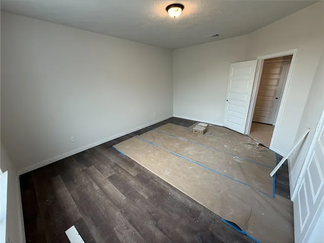 $291,800 | 317 Harvest Lk Drive, Snook, TX 77879