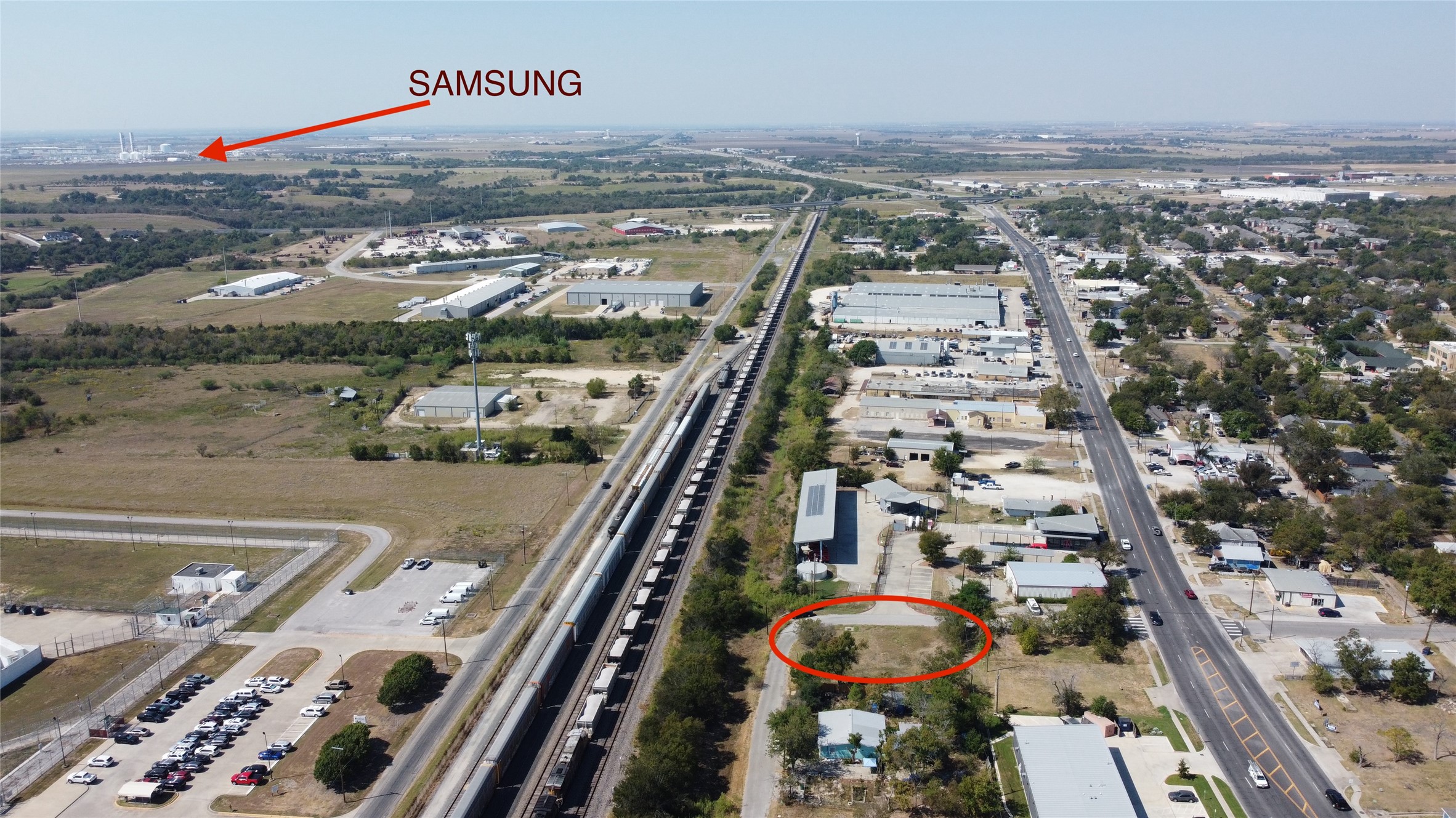 1018 West 1st Street Taylor, TX 76574 - Photo 4 of 17 an aerial view of a city