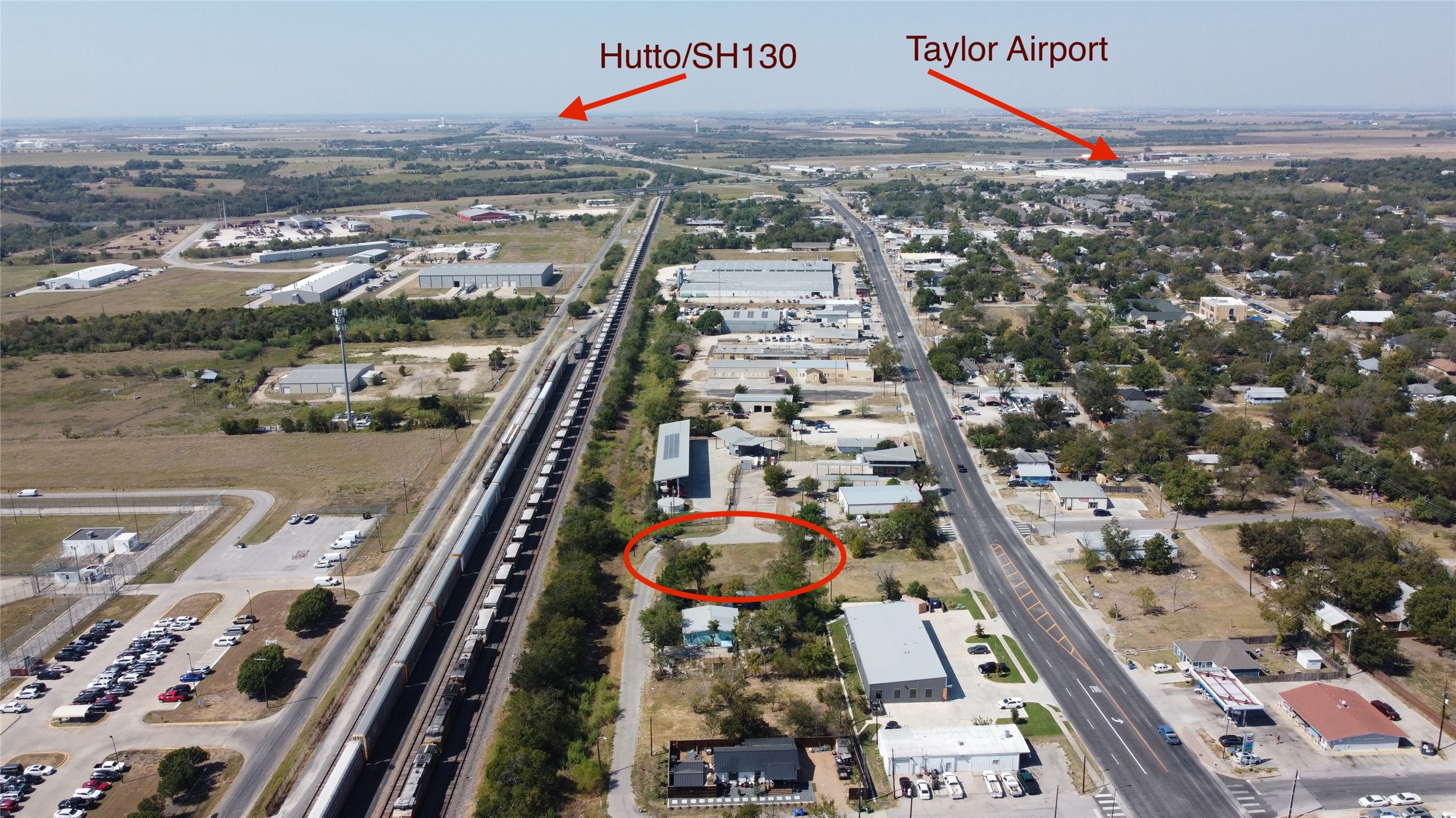 1018 West 1st Street Taylor, TX 76574 - Photo 5 of 17 an aerial view of a city