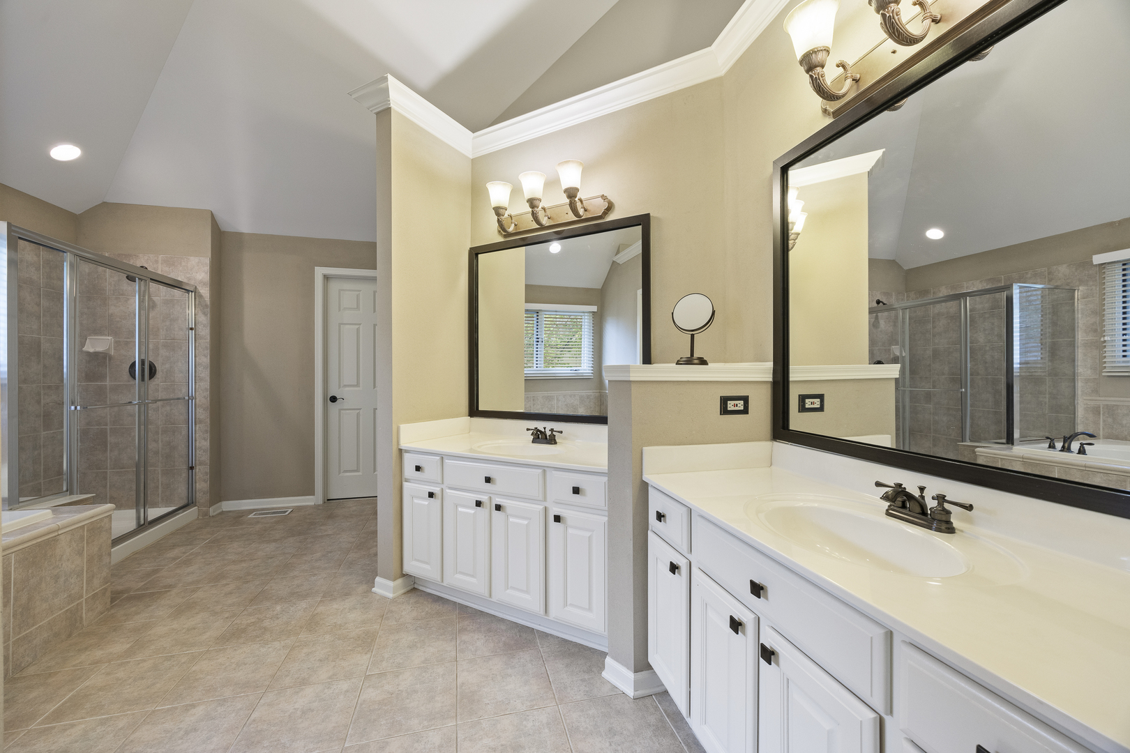 2177 Red Maple Lane Aurora, IL 60502 - Photo 21 of 40 a spacious bathroom with a double vanity sink mirror and double