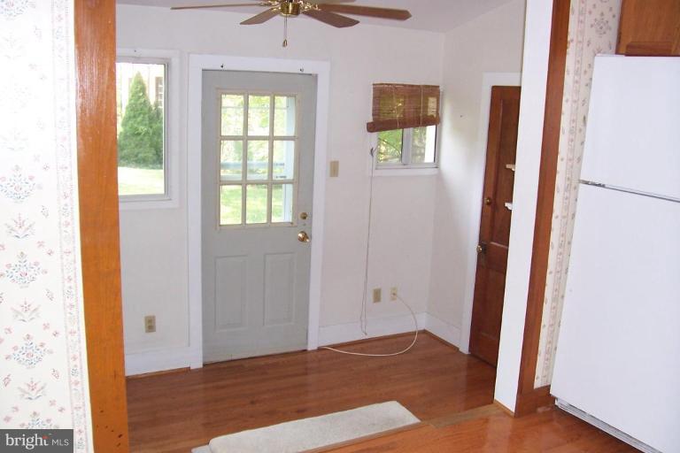 1258 Spring Hill Road McLean, VA 22102 - Photo 8 of 14 Kitchen #2