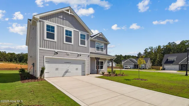 $2,600 | 500 Grassy Gap Trail, Aberdeen, NC 28315