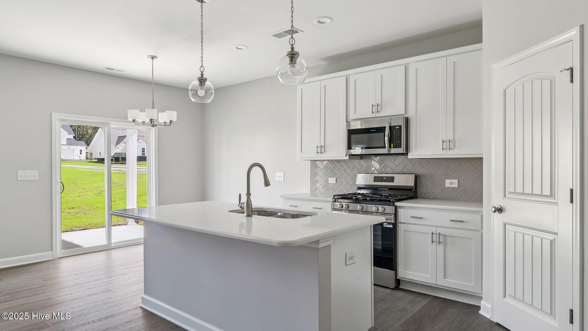 500 Grassy Gap Trail Aberdeen, NC 28315 - Photo 7 of 42 7_DSC04998 copy