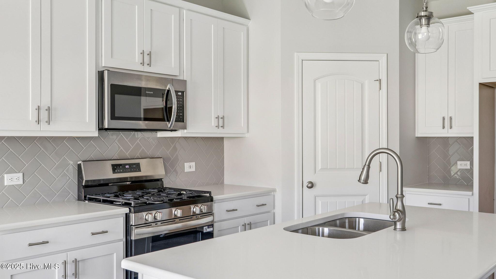 500 Grassy Gap Trail Aberdeen, NC 28315 - Photo 9 of 42 9_DSC05013 copy