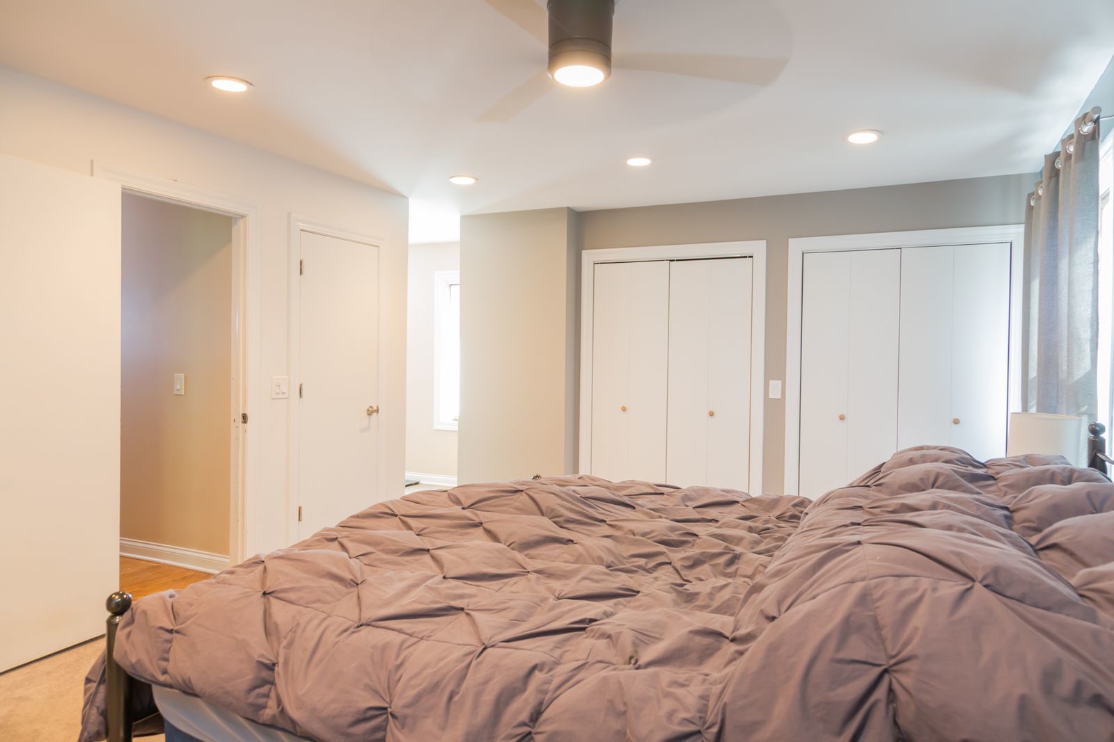 38W530 Hopps Road Elgin, IL 60124 - Photo 13 of 21 Gallery Image 13