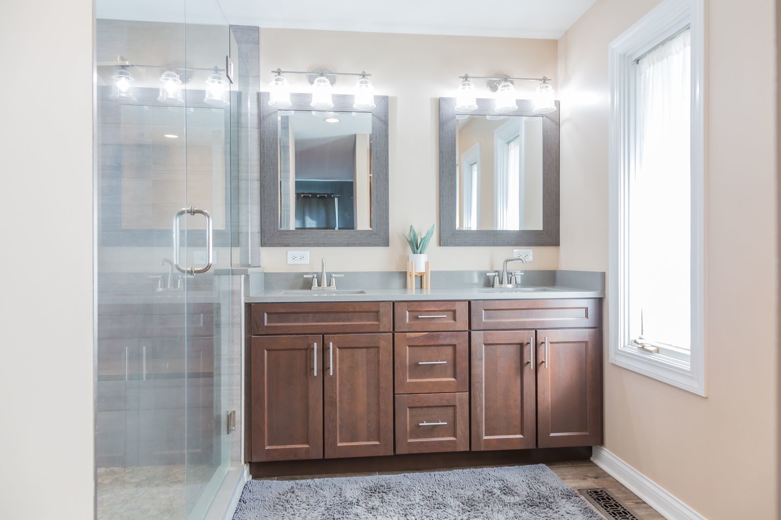 38W530 Hopps Road Elgin, IL 60124 - Photo 14 of 21 Gallery Image 14