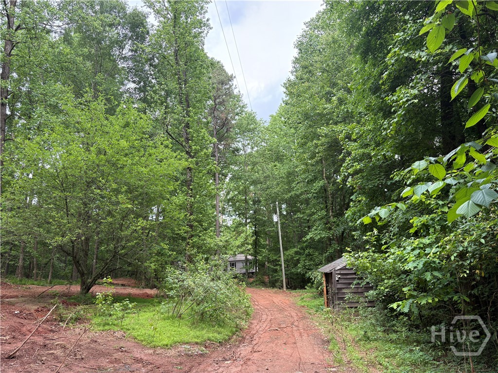1018 Neal Road Commerce, GA 30530 - Photo 5 of 16