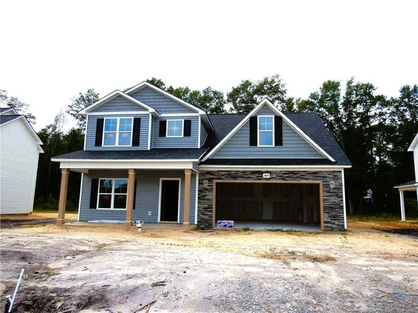 $369,706 | 4824 Danastas Avenue, Hope Mills, NC 28348