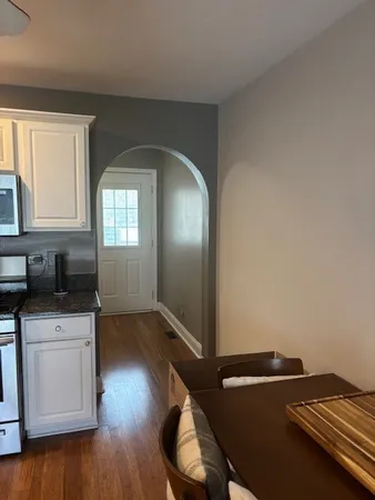 $2,900 | 3215 Renard Lane, St. Charles, IL 60175