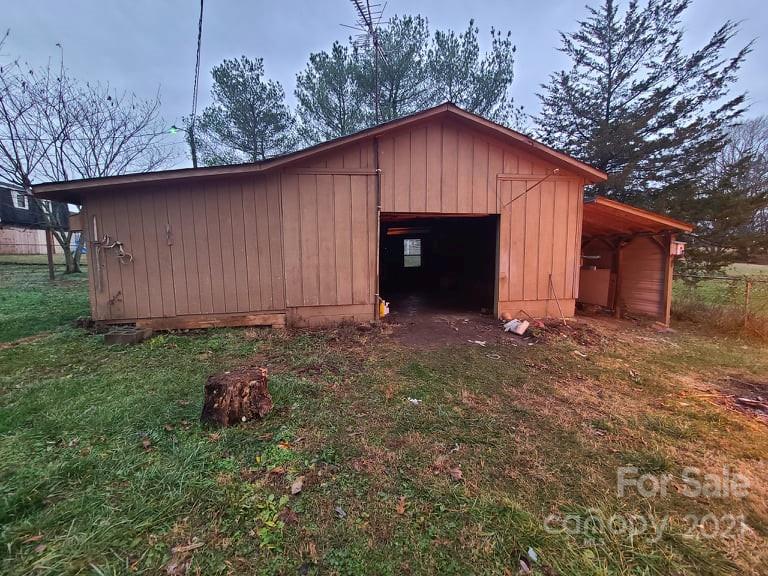 4507 Springs Road Conover, NC 28613 - Photo 32 of 37 Gallery Image 32