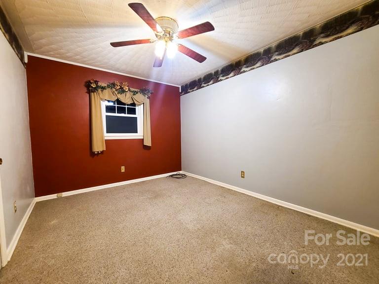 4507 Springs Road Conover, NC 28613 - Photo 10 of 37 Gallery Image 10