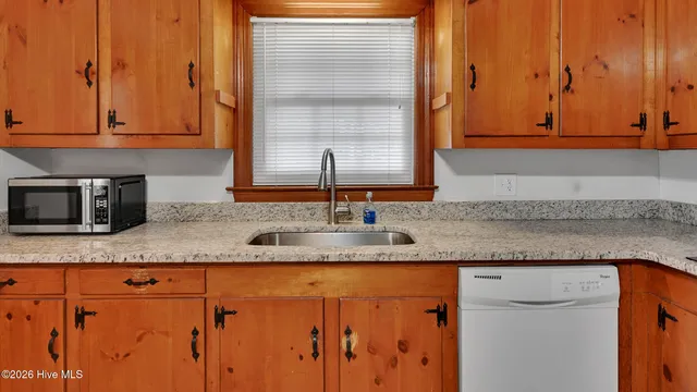 $220,000 | 207 Kirkland Drive, Greenville, NC 27858