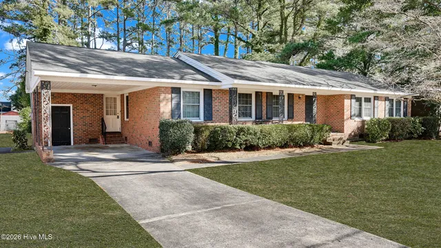 $220,000 | 207 Kirkland Drive, Greenville, NC 27858