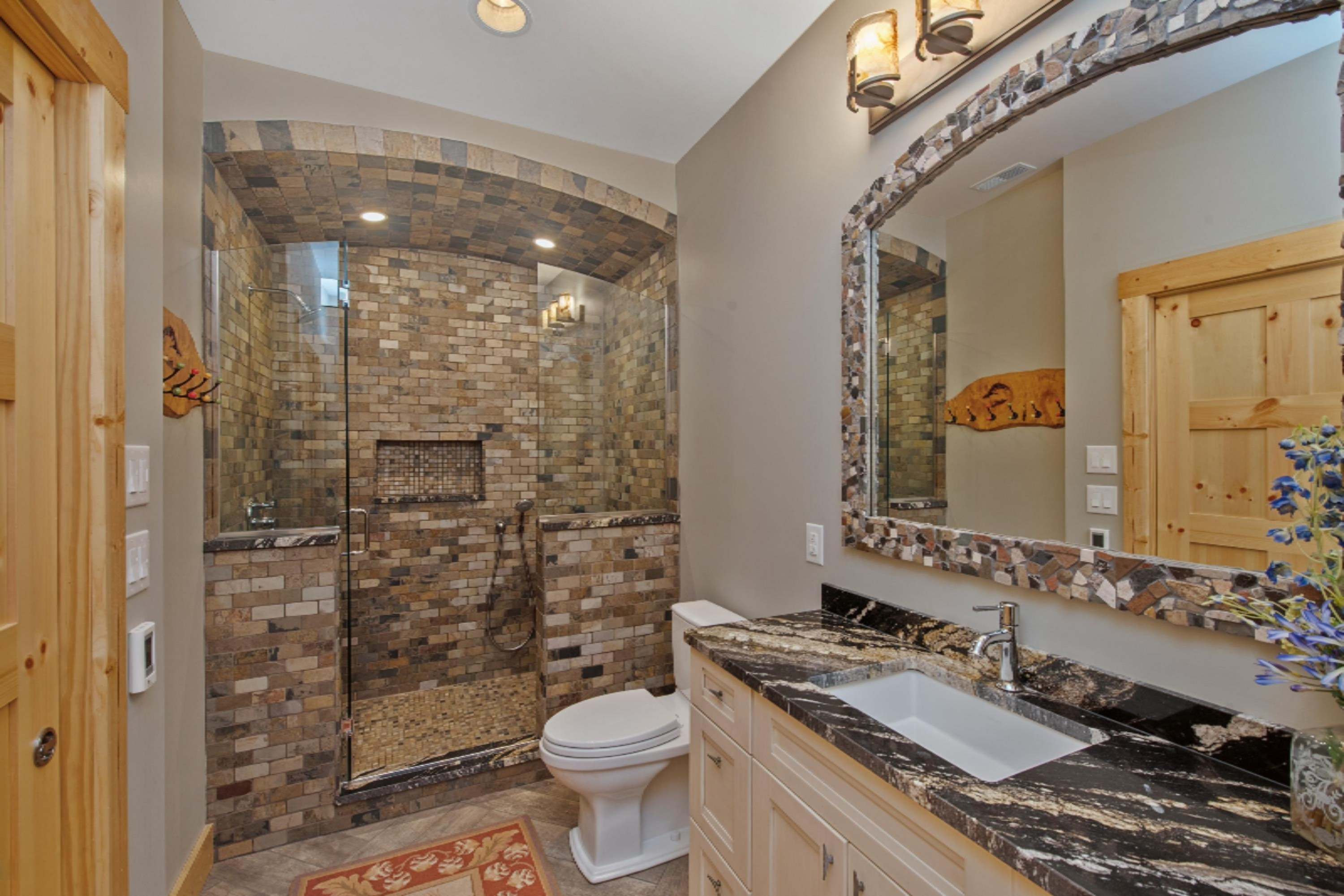 14963 Lakeshore Road Lakeside, MI 49116 - Photo 23 of 32 18_14963LakeshoreRd_11_4thBathroom_HiRes