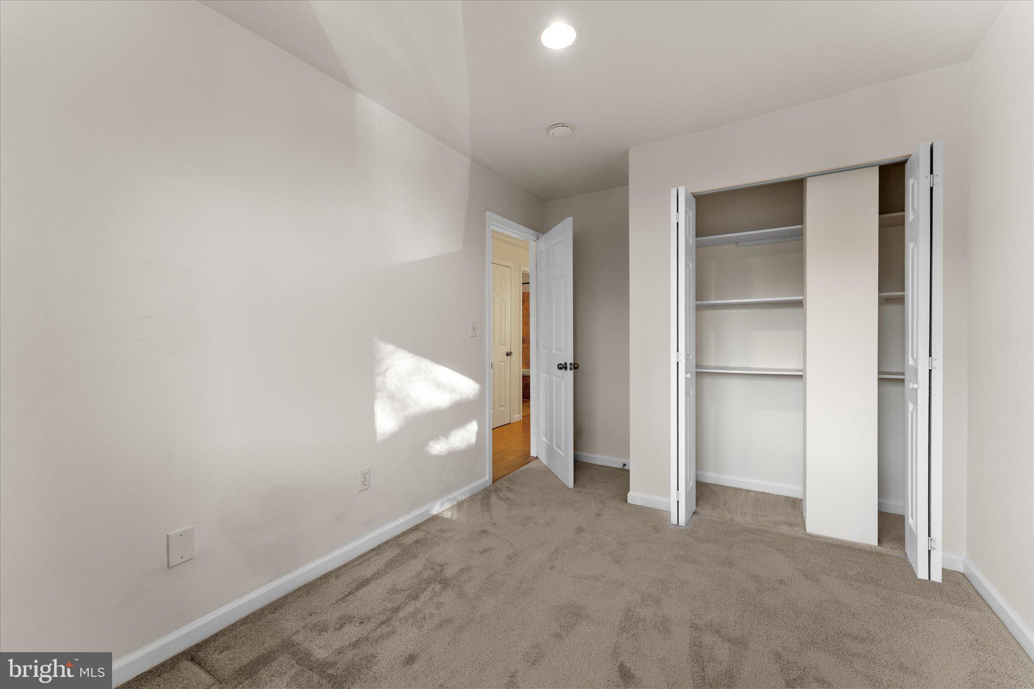 2231 Southgate Square Reston, VA 20191 - Photo 27 of 36 a view of an empty room and closet area