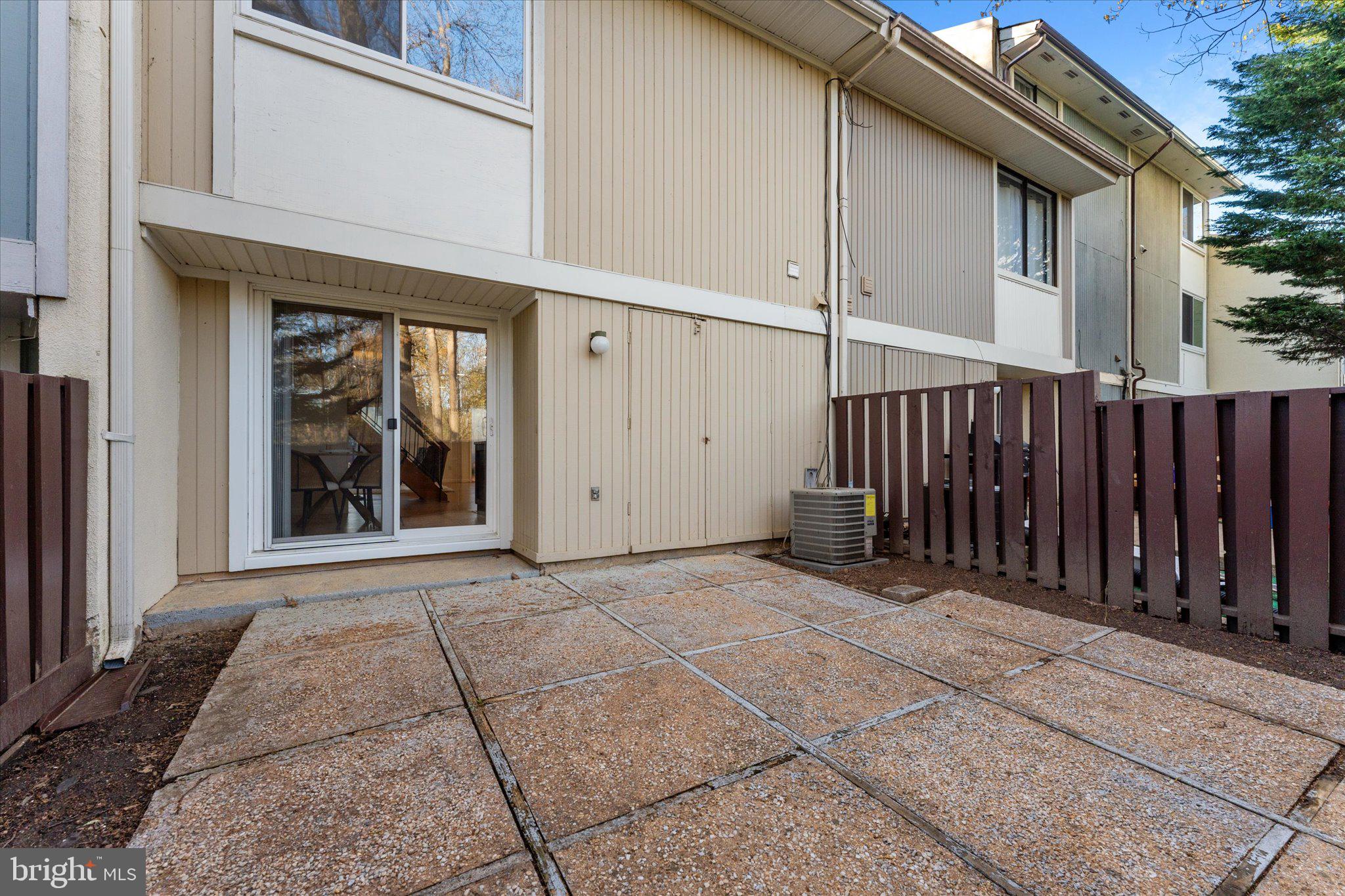 2231 Southgate Square Reston, VA 20191 - Photo 33 of 36 a view of a house with a door and a window