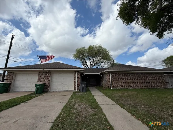 $1,650 | 111 Lancelot Street, Victoria, TX 77904