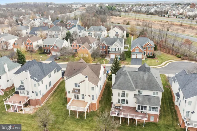 $1,250,000 | 20385 Medalist Drive, Ashburn, VA 20147