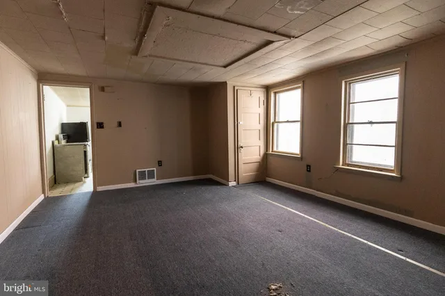 $675 | 212 West Market Street, Unit E, Pottsville, PA 17901