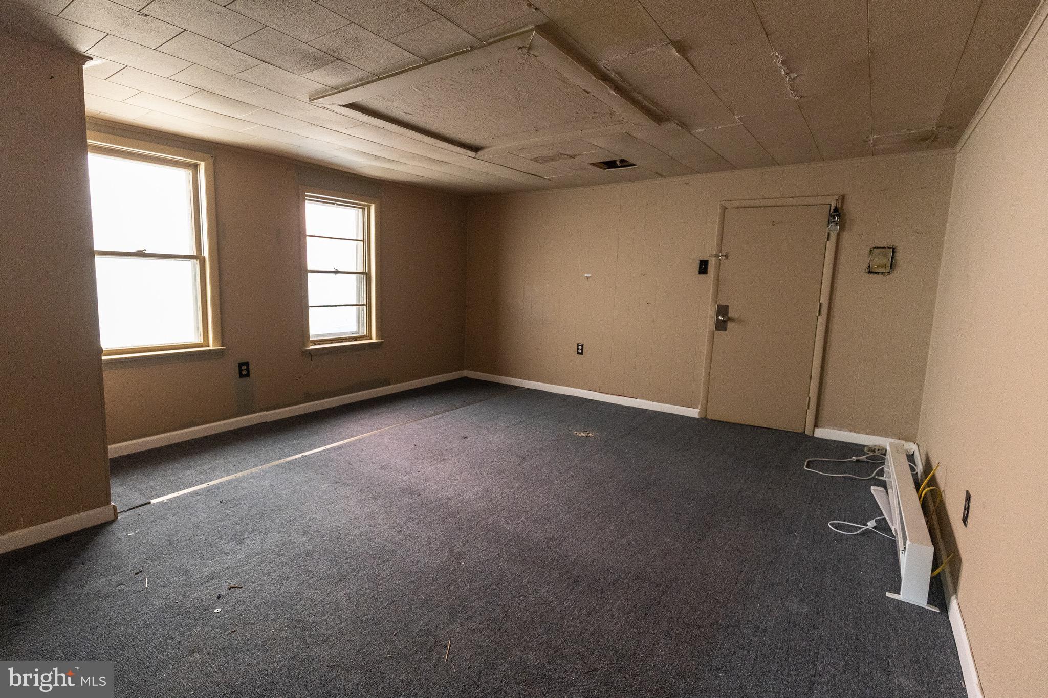 212 West Market Street, Unit E Pottsville, PA 17901 - Photo 3 of 7