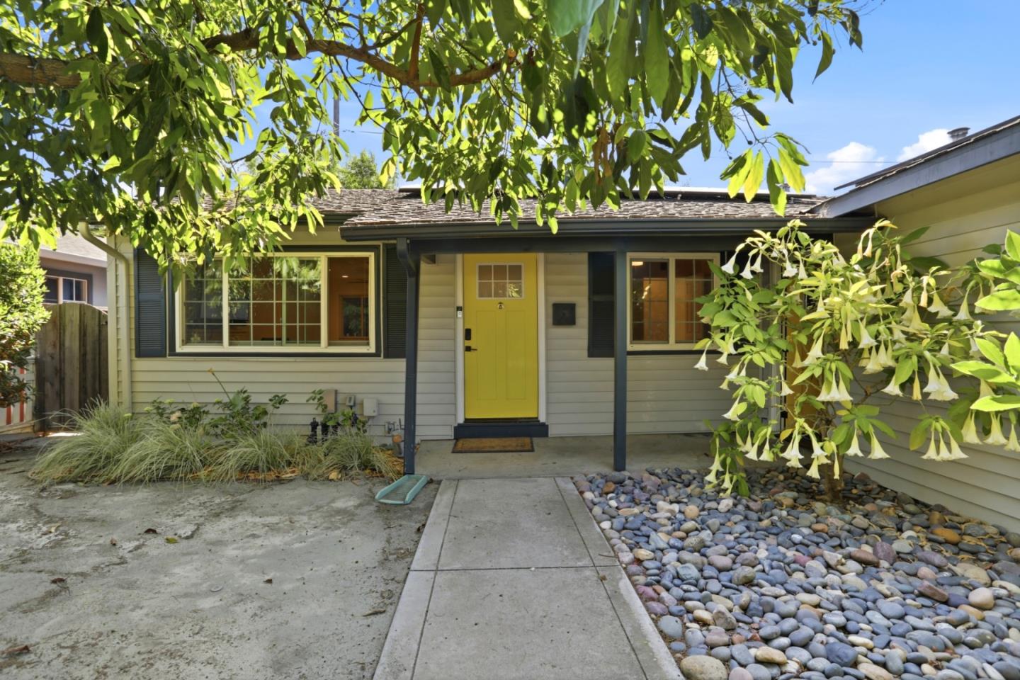 5083 Roeder Road San Jose, CA 95111 - Photo 2 of 39