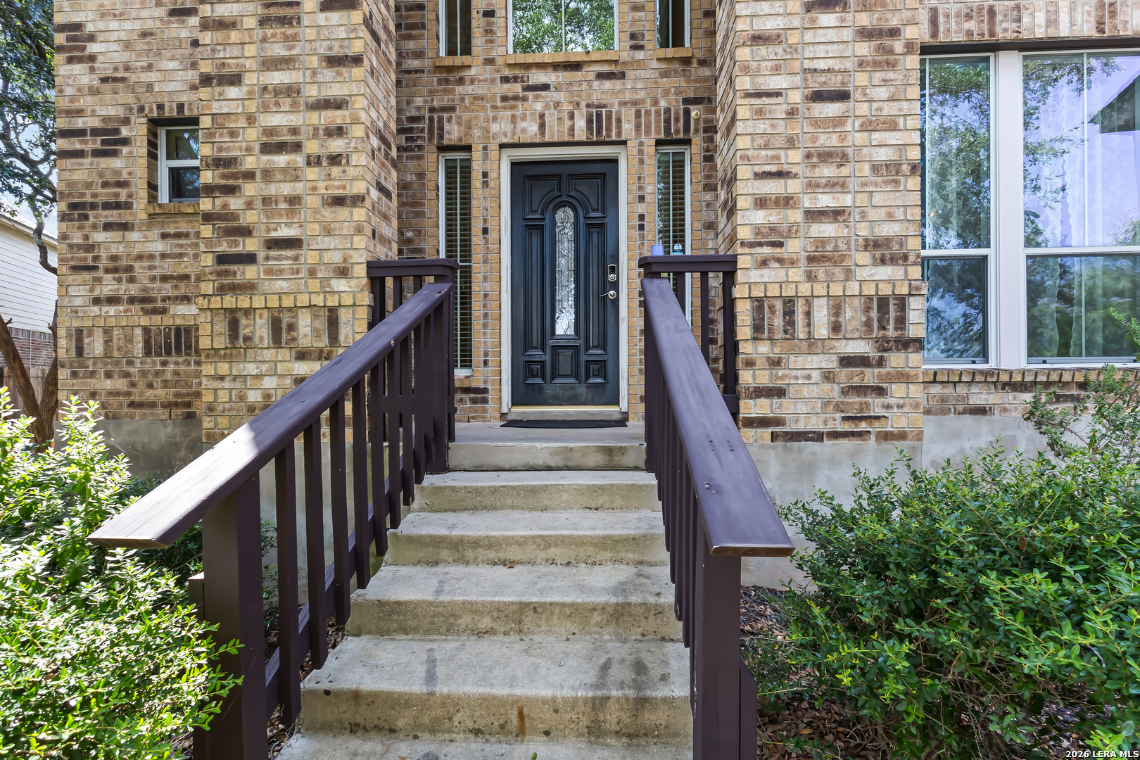 8506 Raton Way Helotes, TX 78023 - Photo 3 of 33 Gallery Image 3