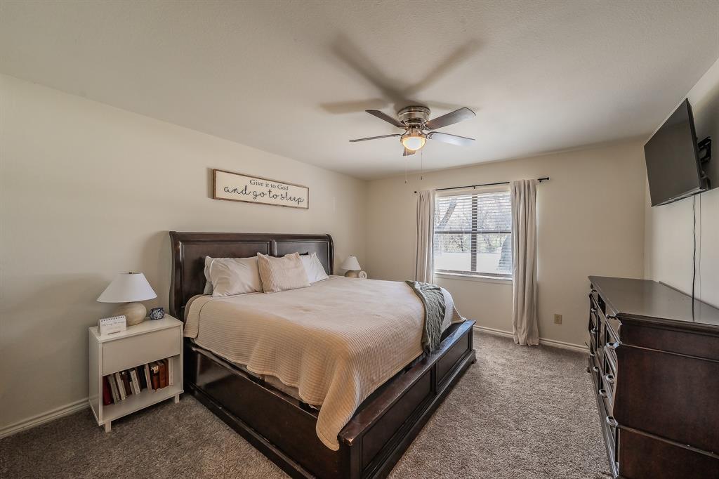 302 West Hale Avenue Decatur, TX 76234 - Photo 20 of 33