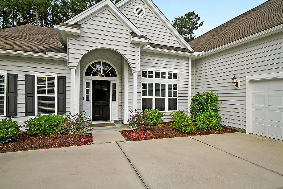 328 Decatur Drive Summerville, SC 29486 - Photo 2 of 32 CREM_328 Decatur_004