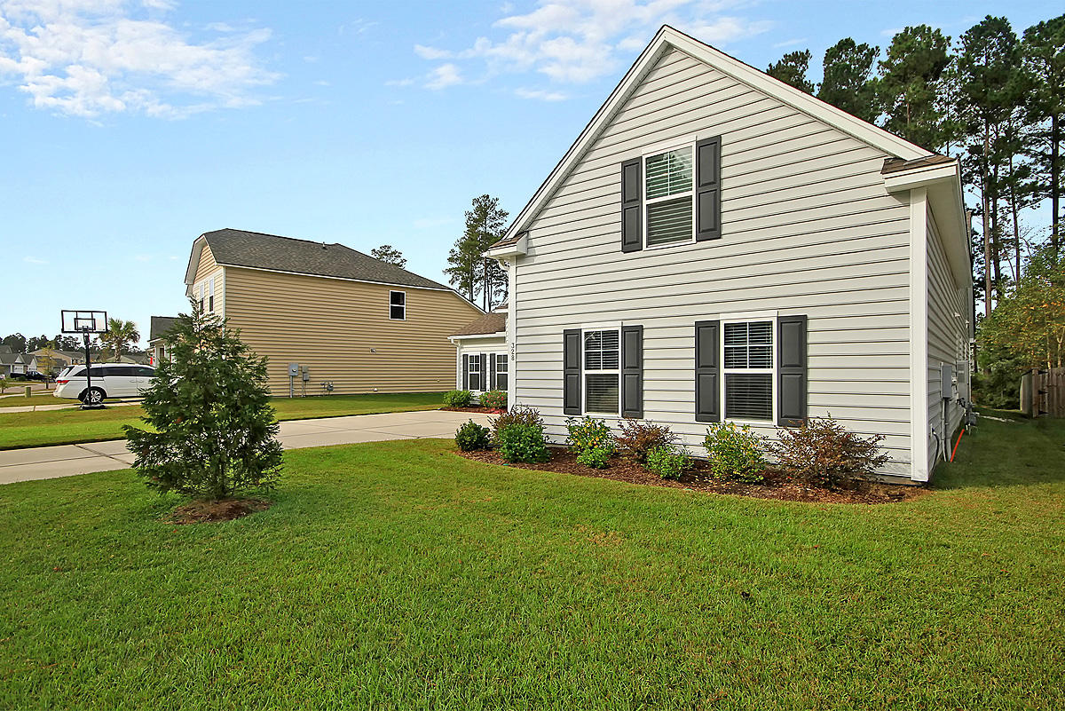 328 Decatur Drive Summerville, SC 29486 - Photo 31 of 32 CREM_328 Decatur_003