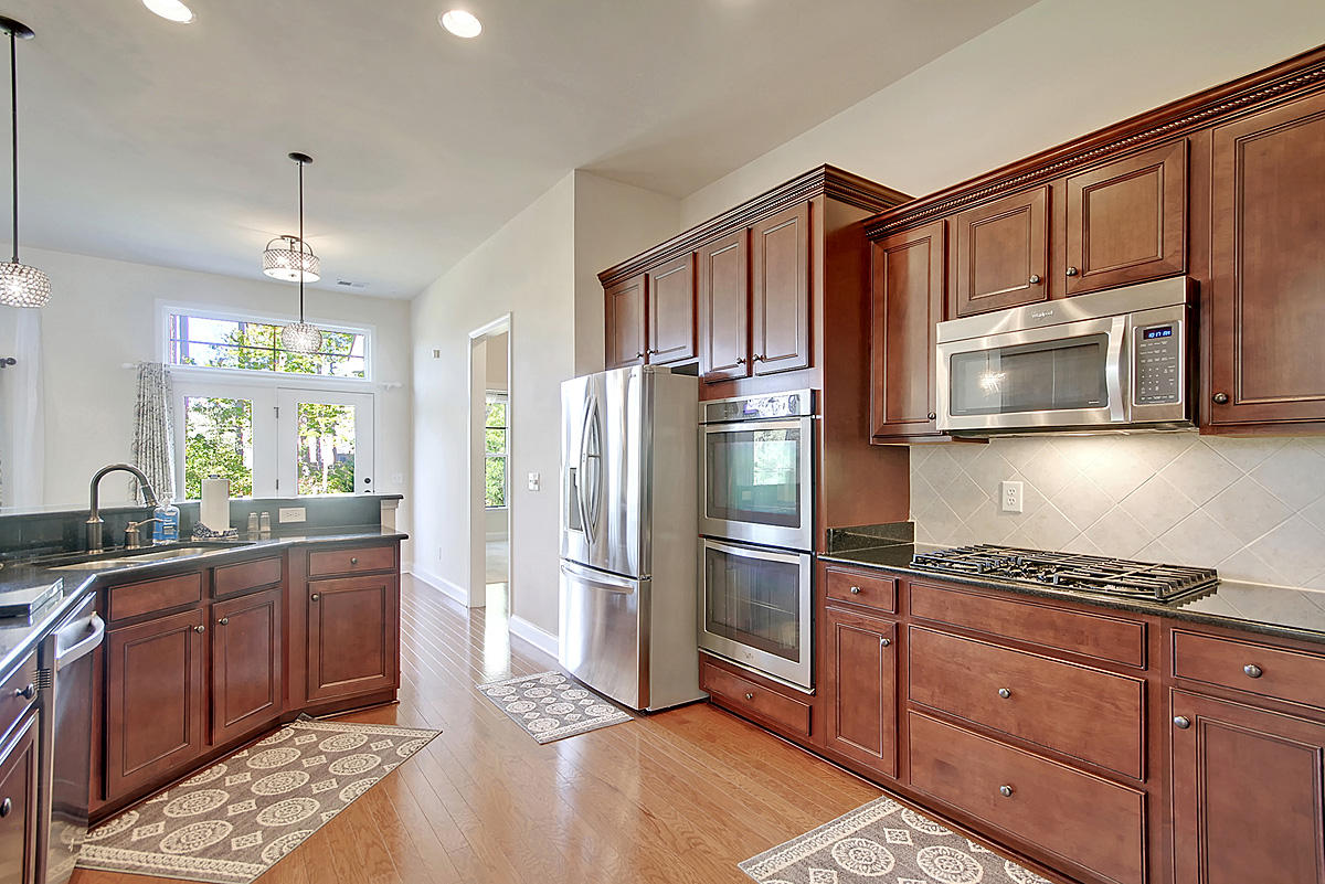 328 Decatur Drive Summerville, SC 29486 - Photo 10 of 32 CREM_328 Decatur_022