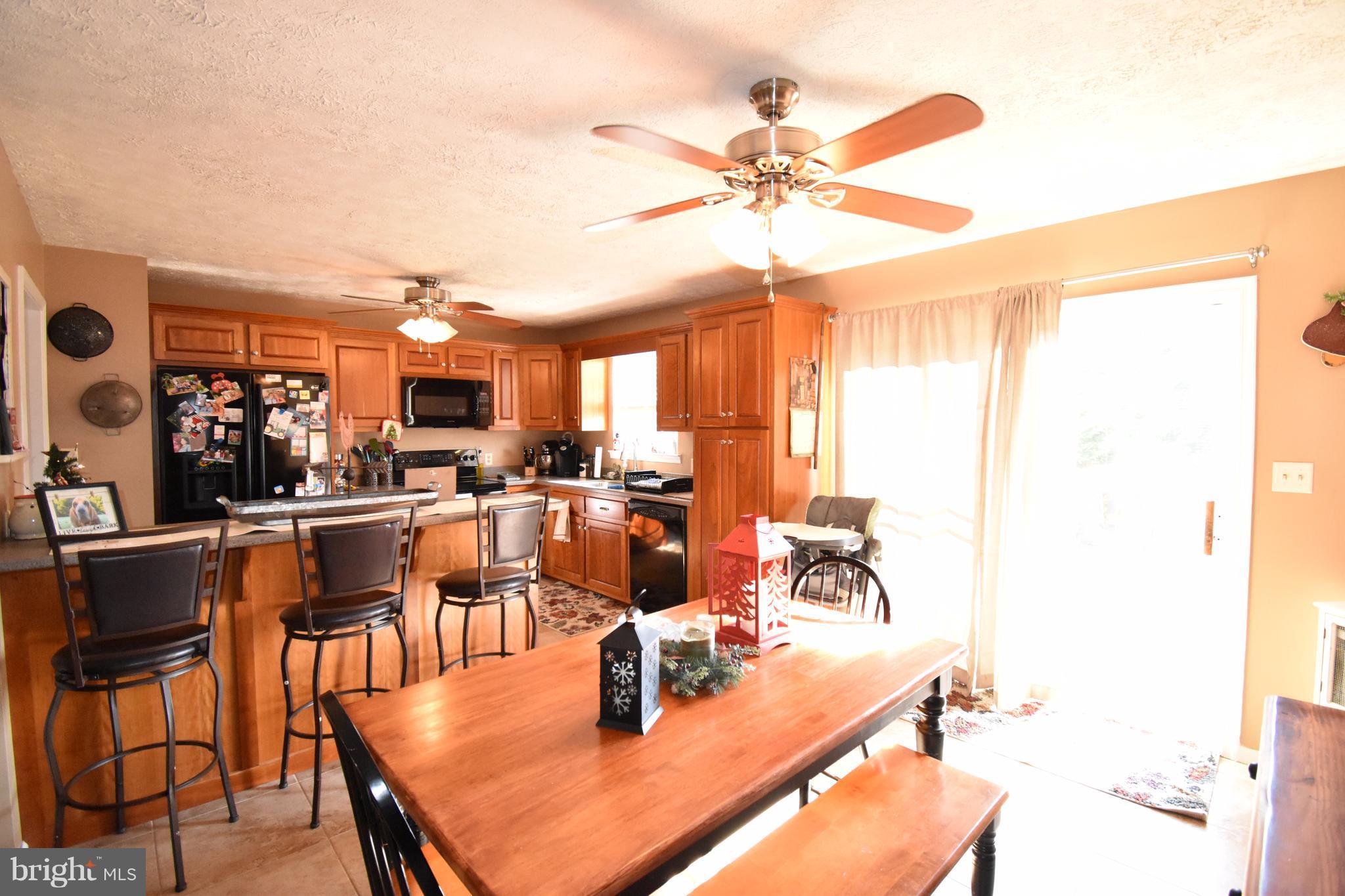6901 Rabbit Run Hurlock, MD 21643 - Photo 5 of 30 Dining Room