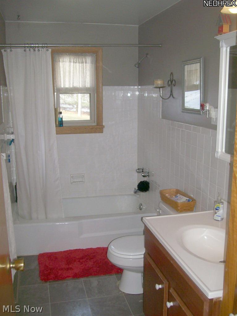 4332 Swonger Road Northwest Dover, OH 44622 - Photo 13 of 24 Gallery Image 13