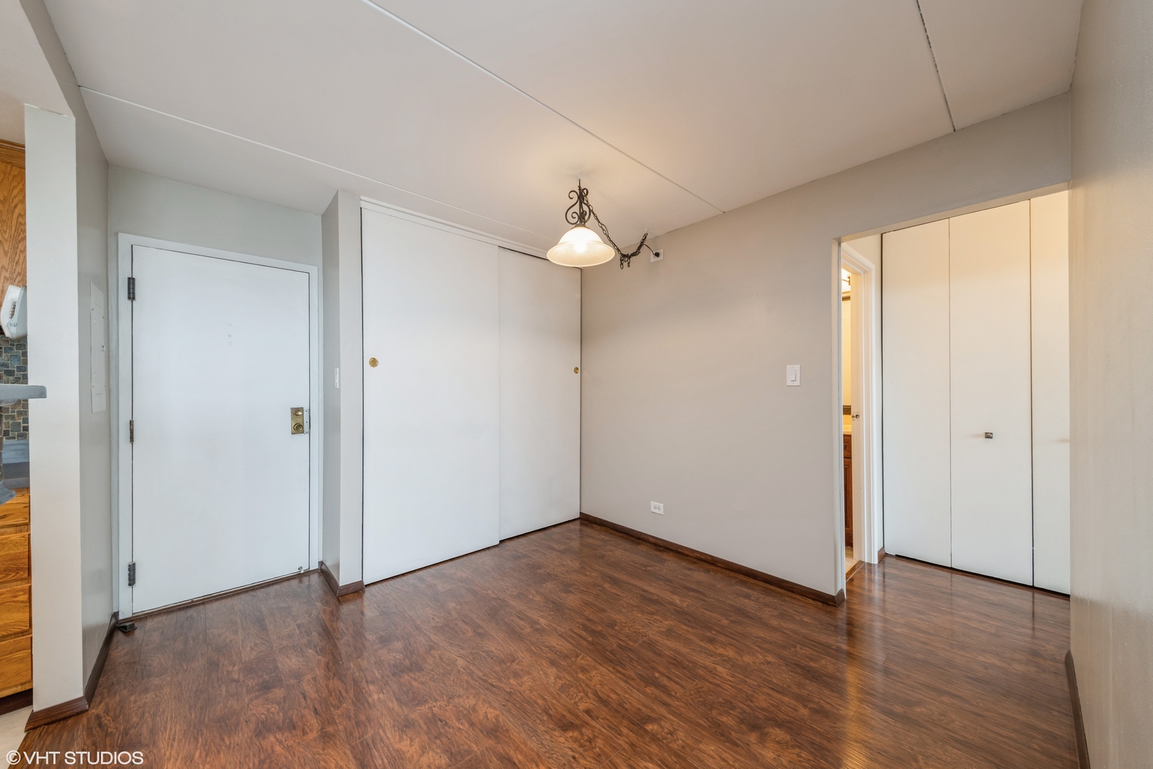 2005 South Finley Road, Unit 611 Lombard, IL 60148 - Photo 5 of 17 Gallery Image 5