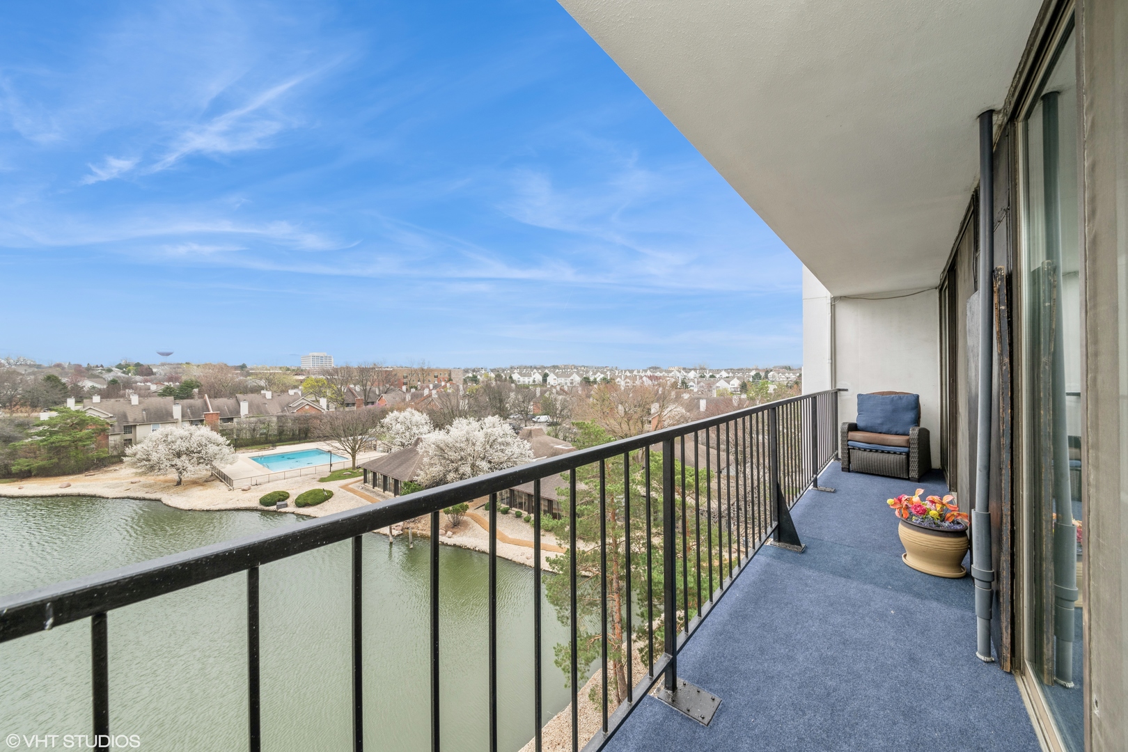2005 South Finley Road, Unit 611 Lombard, IL 60148 - Photo 8 of 17 Gallery Image 8