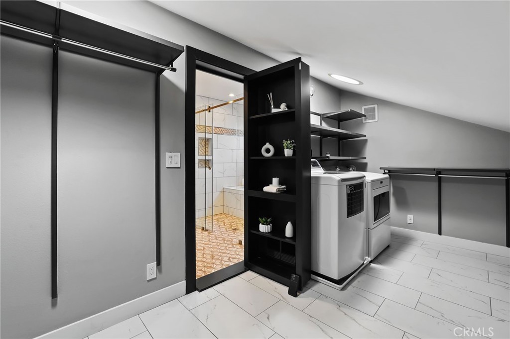 1810 Tanager Drive Costa Mesa, CA 92626 - Photo 39 of 55 a kitchen with stainless steel appliances granite countertop a refrigerator and a stove