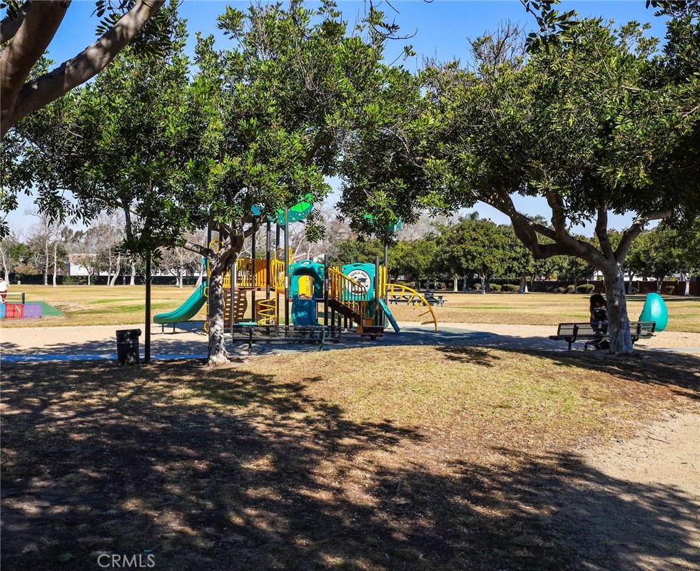 1810 Tanager Drive Costa Mesa, CA 92626 - Photo 44 of 55 a view of a park with tree s